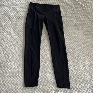 Lululemon Invigorate High Rise leggings with pockets size 6 WORN ONCE